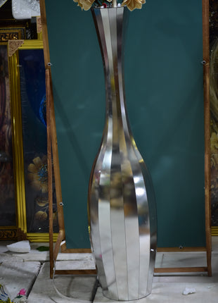 گلدان چوبی
